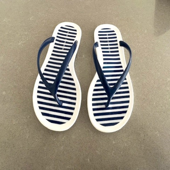 French Connection Sz 7 Jelly Navy & White Flip Flops-Worn only a few tim… - Picture 1 of 6